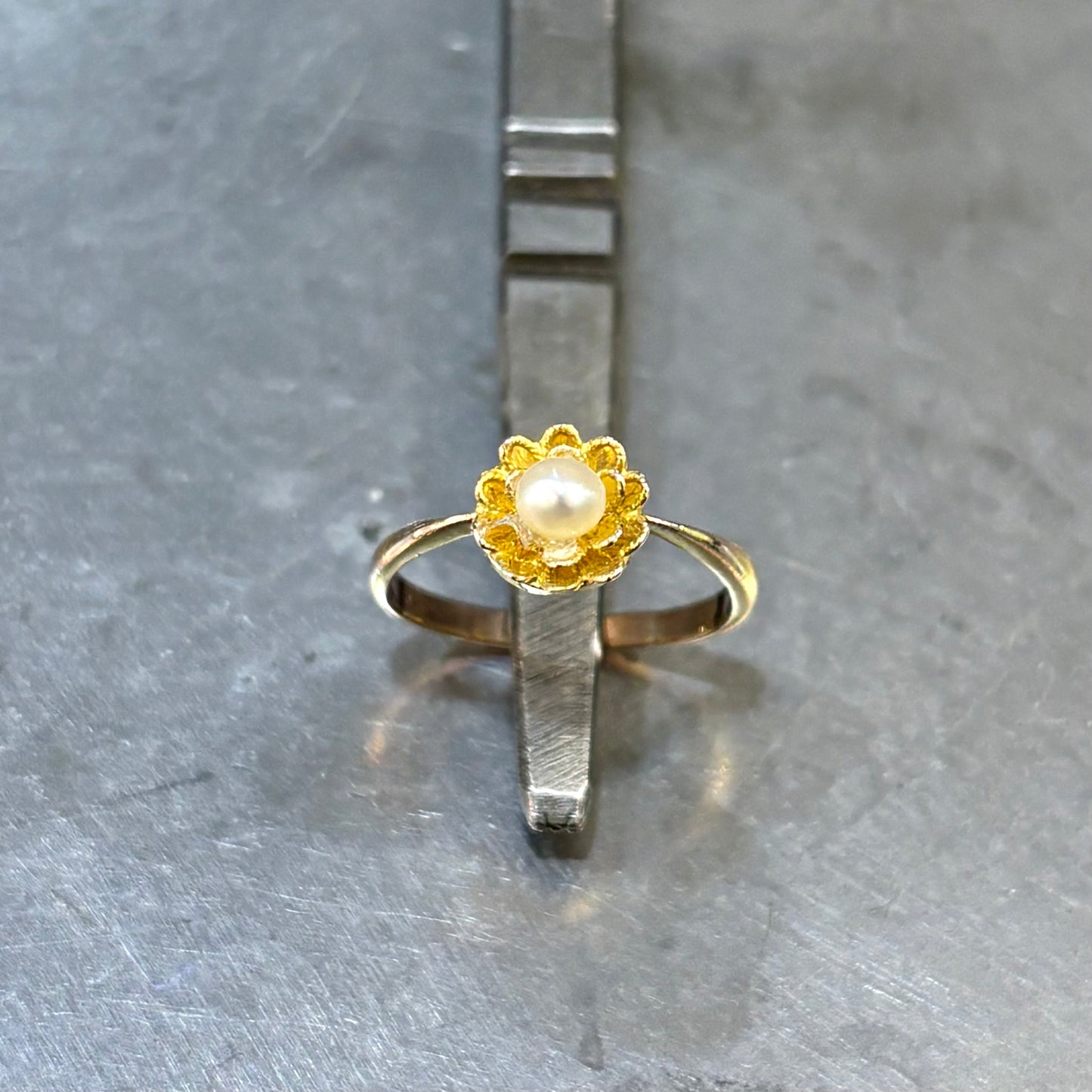 Bague Floral Vintage - Or Jaune 750 & Perle Naturelle