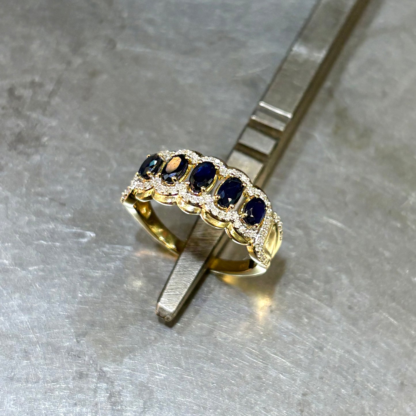 Bague Rivière - Or Jaune 750 Saphirs & Diamants