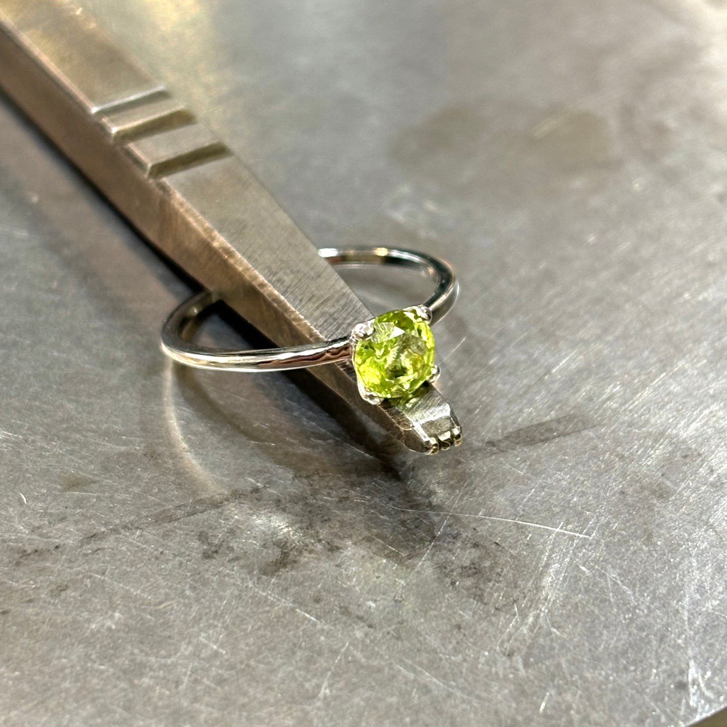 Bague Lapuna - Or Blanc 750 & Péridot