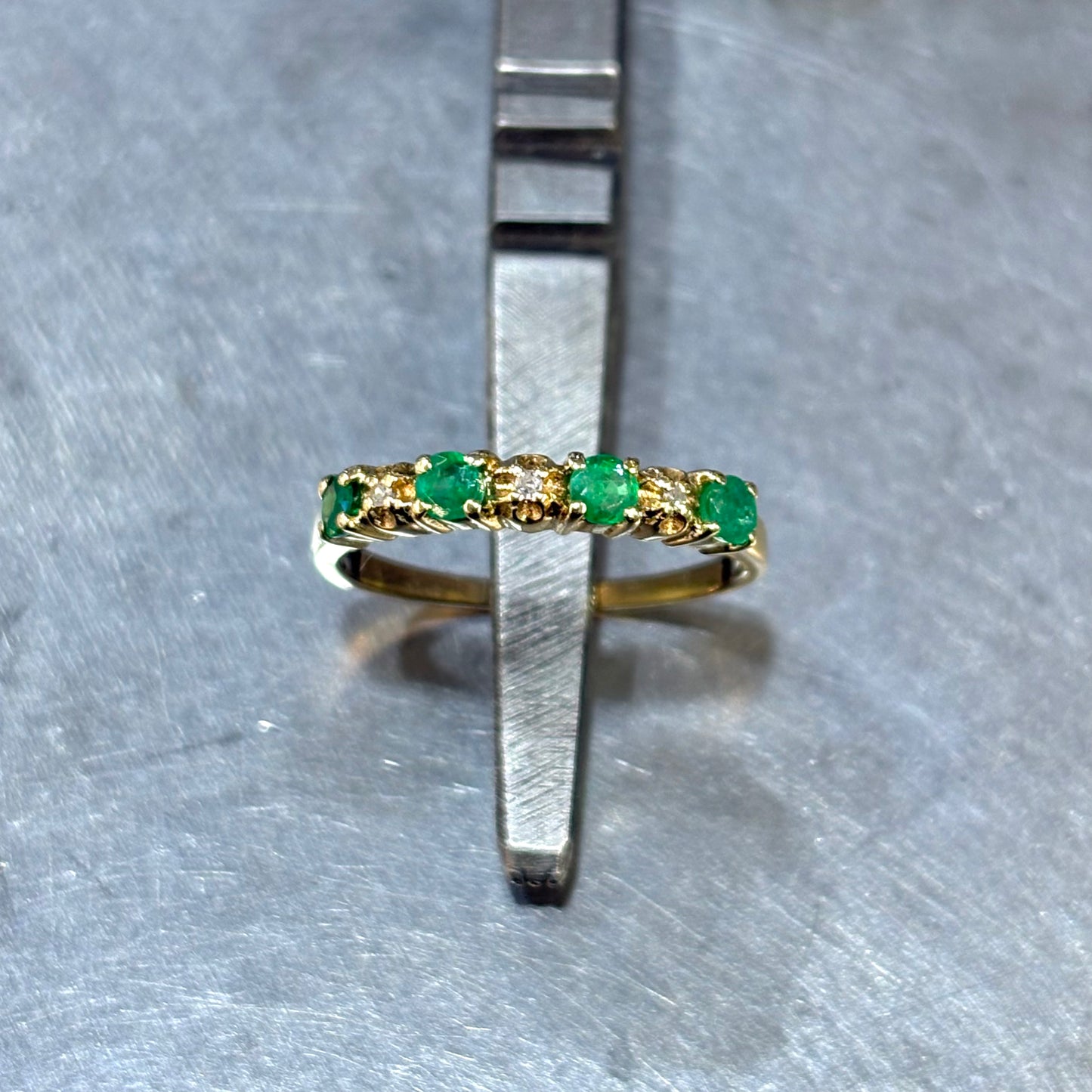 Bague Alliance - Or Jaune 750 Émeraudes & Diamants