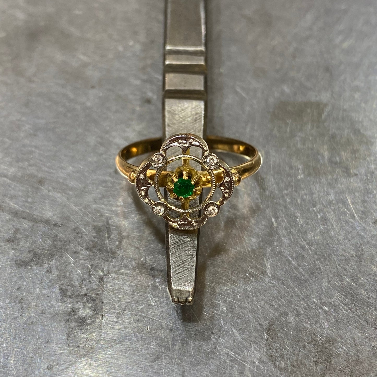 Bague Art Nouveau - Or Jaune/Blanc 750 Émeraude & Diamants