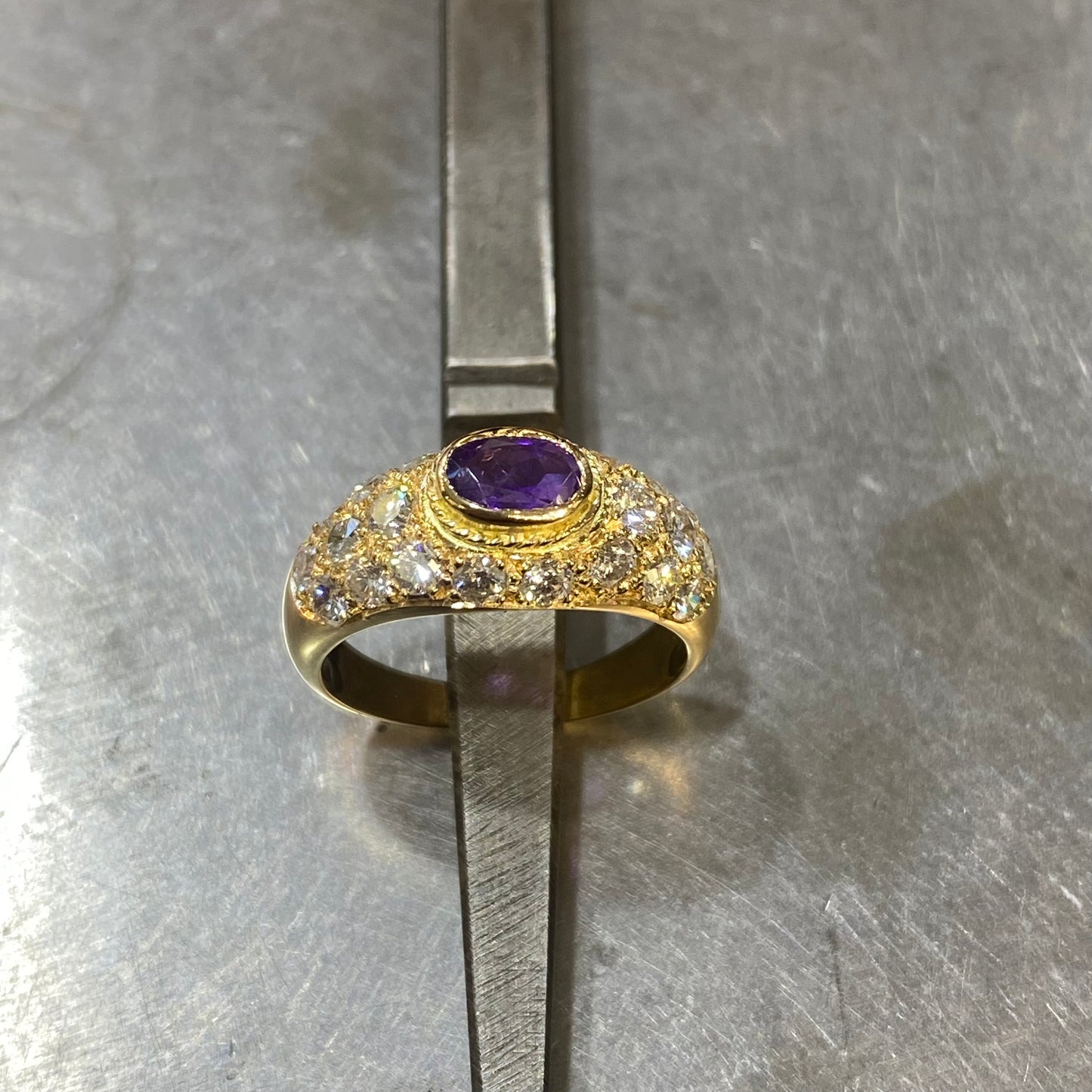 Bague Pavée - Or Jaune 750 Améthyste & Diamants