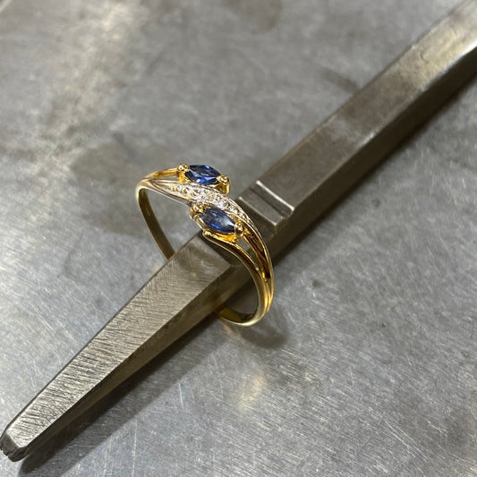 Bague - Or Jaune 750 Saphirs & Diamant