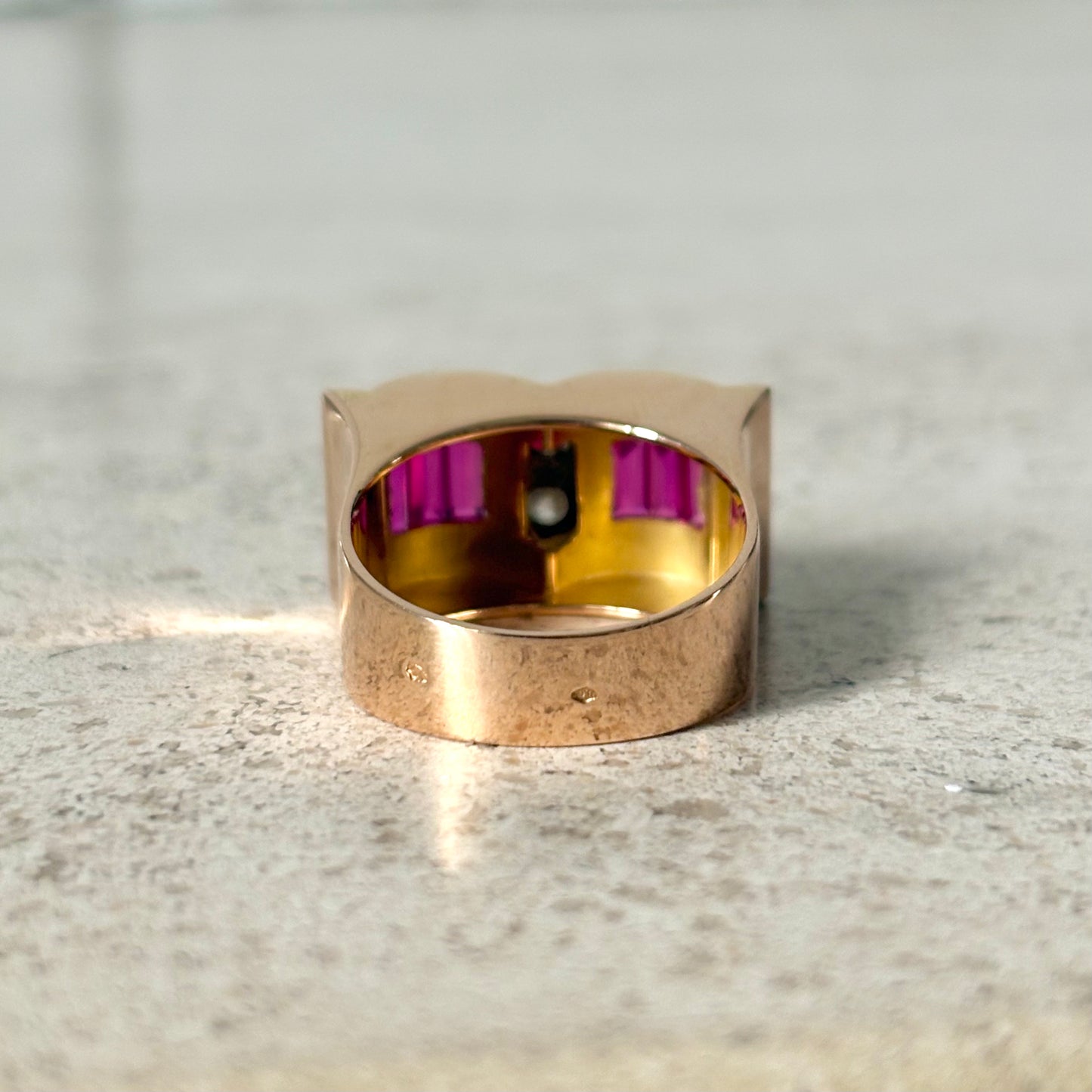 Bague Tank Art Déco - Or Jaune 750 Diamants & Rubis