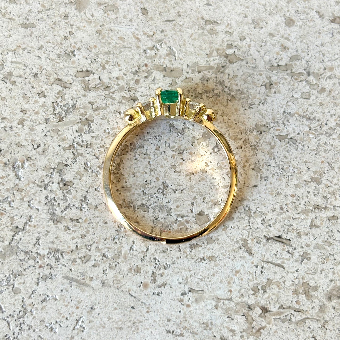 Bague Ponyo - Or Jaune 750 Émeraude & Diamants