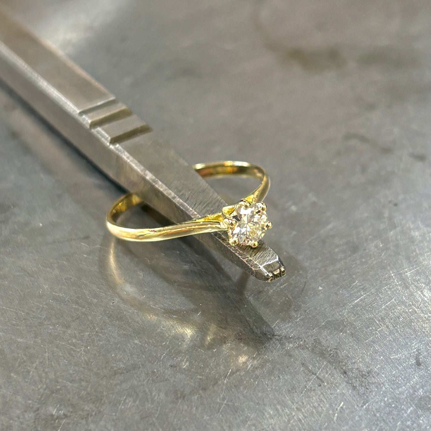 Bague Solitaire - Or Jaune 750 & Diamant
