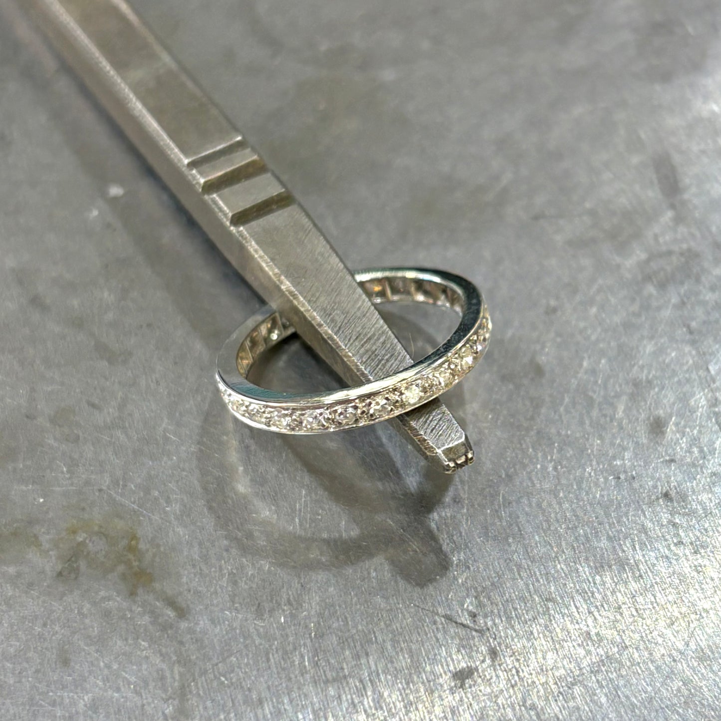 Bague Alliance - Or Blanc 750 & Diamants