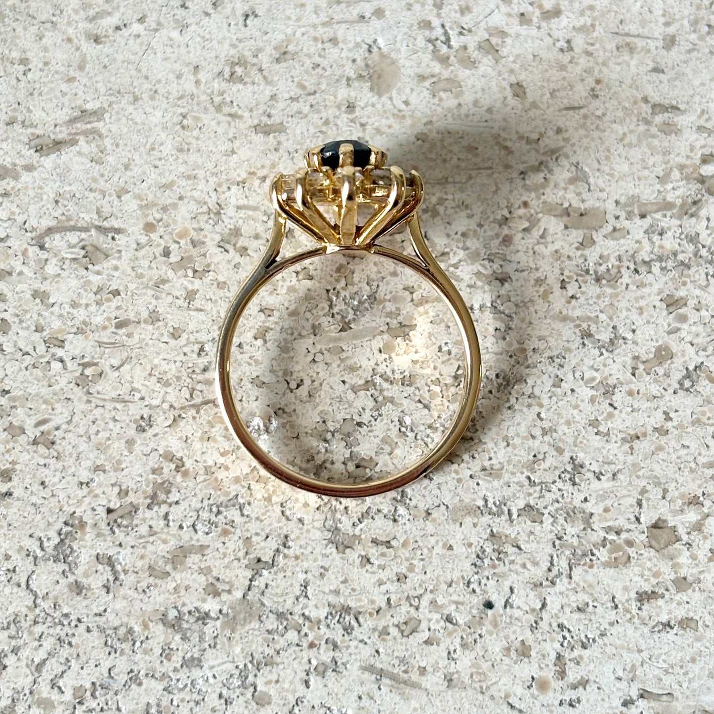 Bague Marguerite - Or Jaune 750 Saphir & Diamants