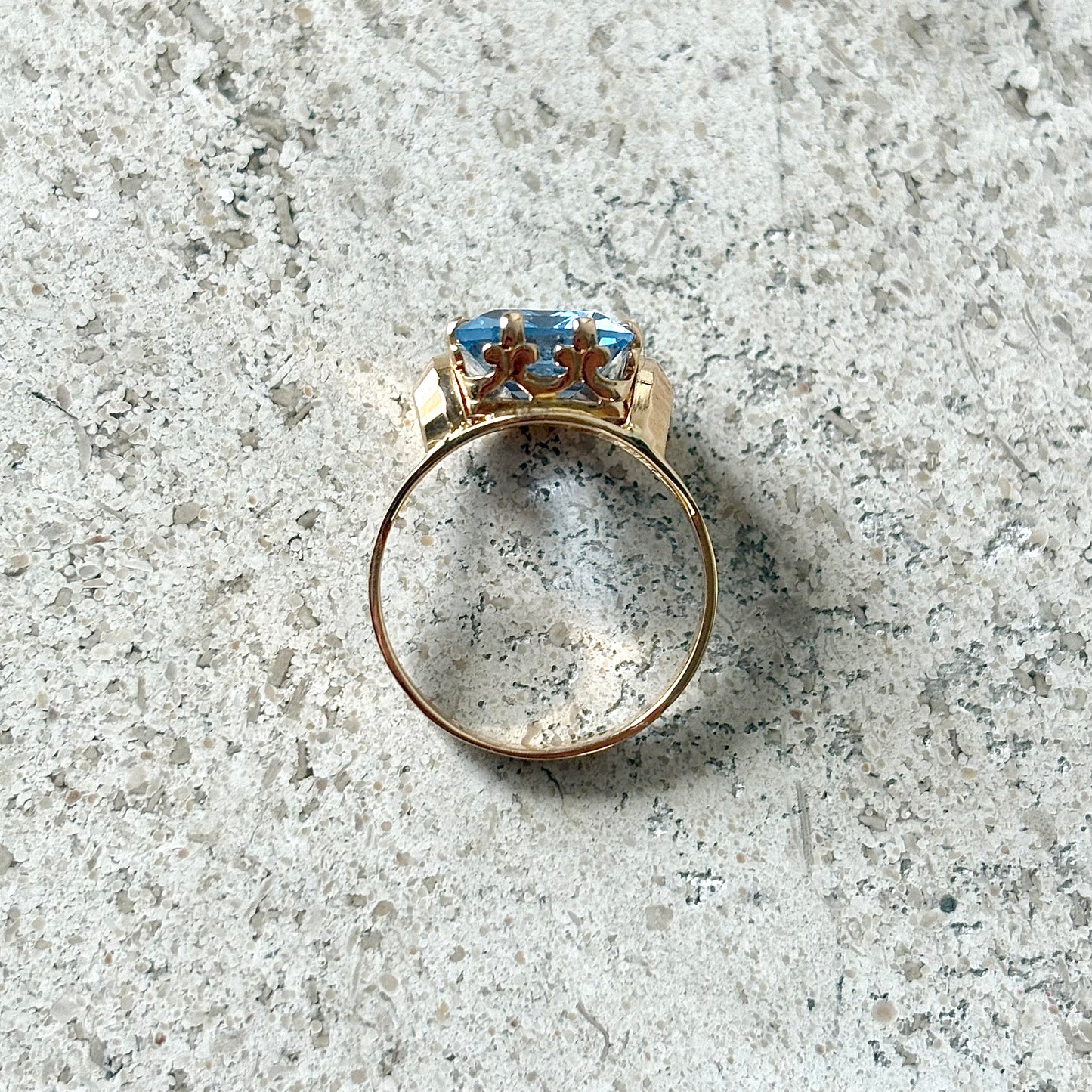 Bague Vintage Cocktail - Or Jaune 750 & Topaze