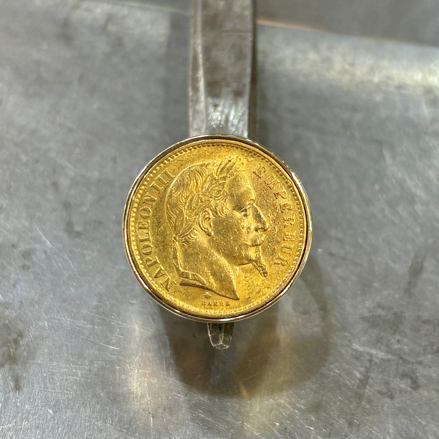 Bague Chevalière Pièce - Or Jaune 750 & Pièce Or 20 Francs Napoléon