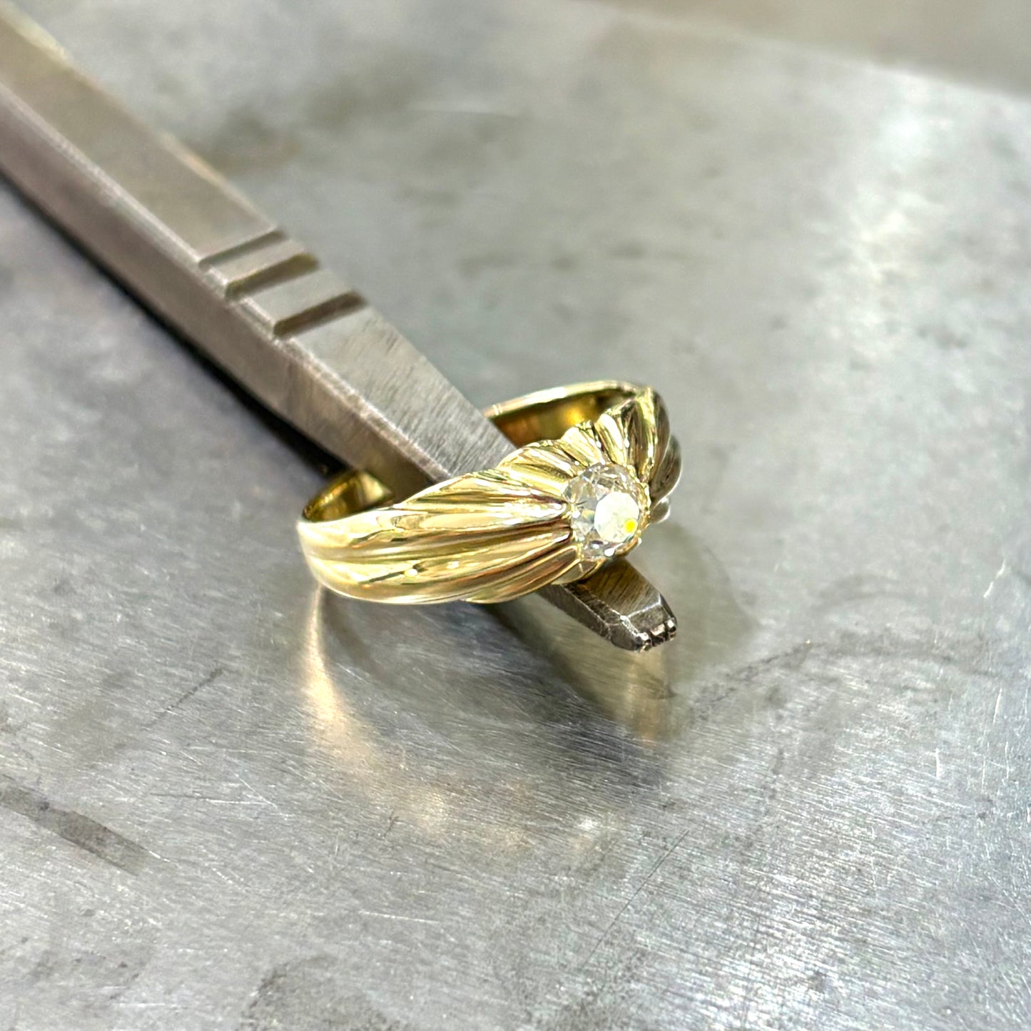 Bague Jonc - Or Jaune 750 & Diamant