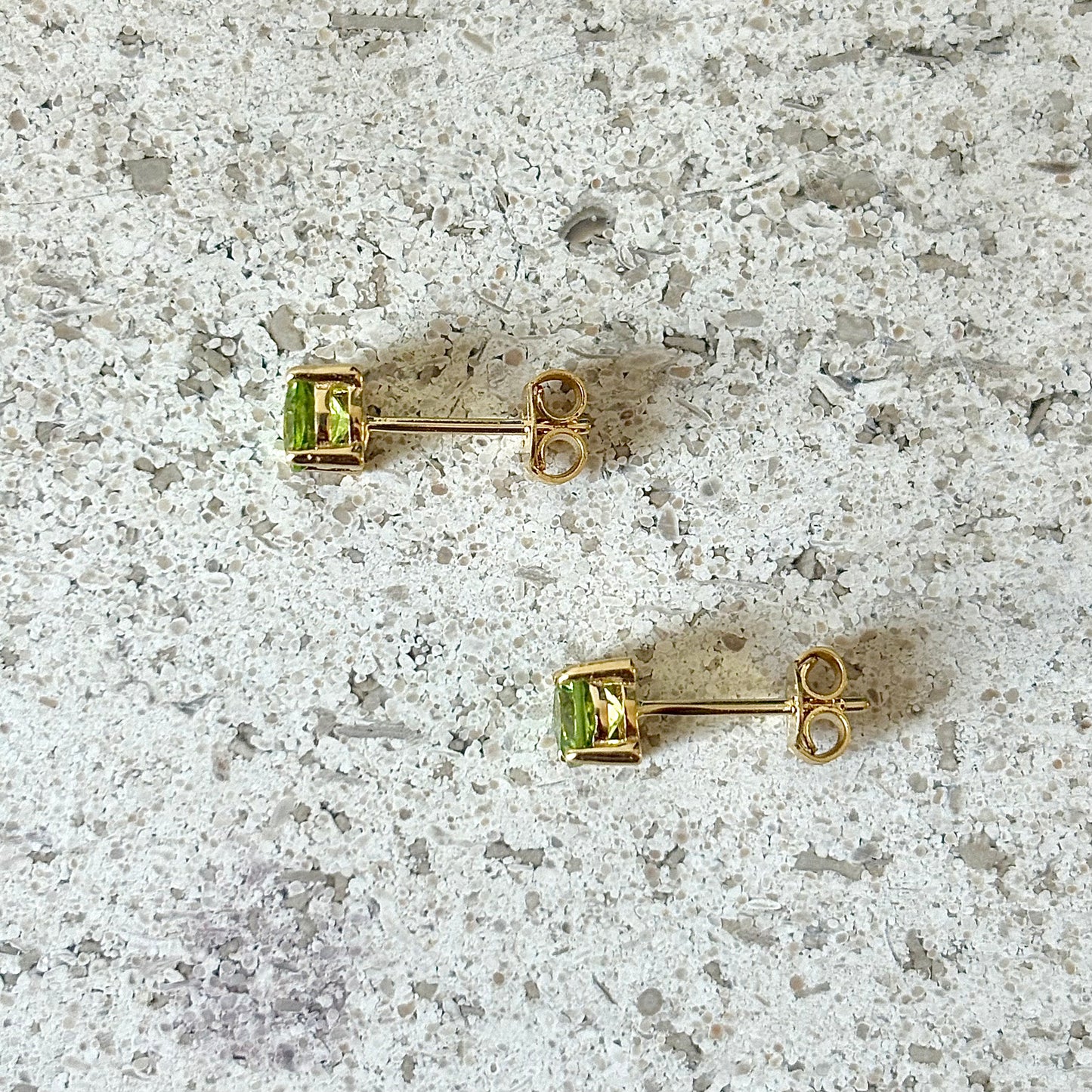 Boucles D'oreilles Puces - Or Jaune 750 & Péridots
