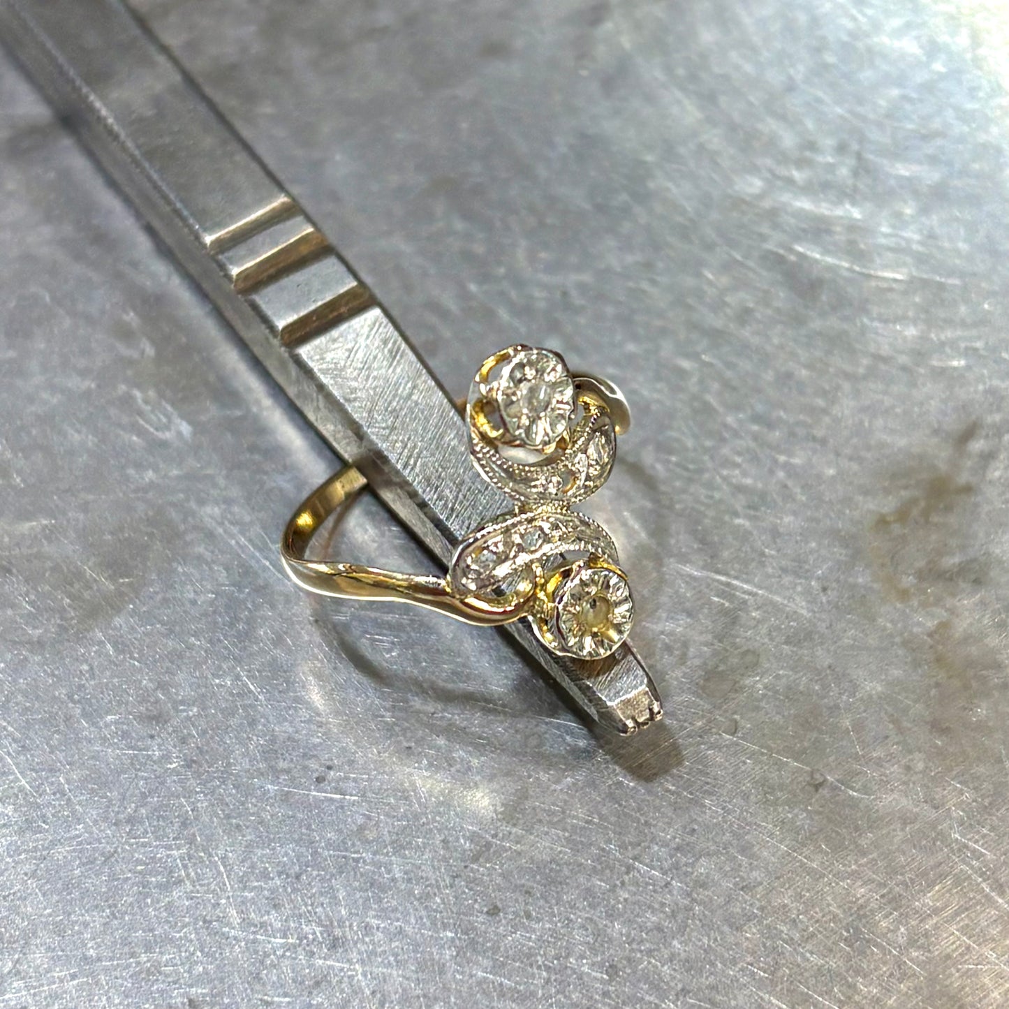 Bague Art Nouveau - Or Jaune 750 & Diamants