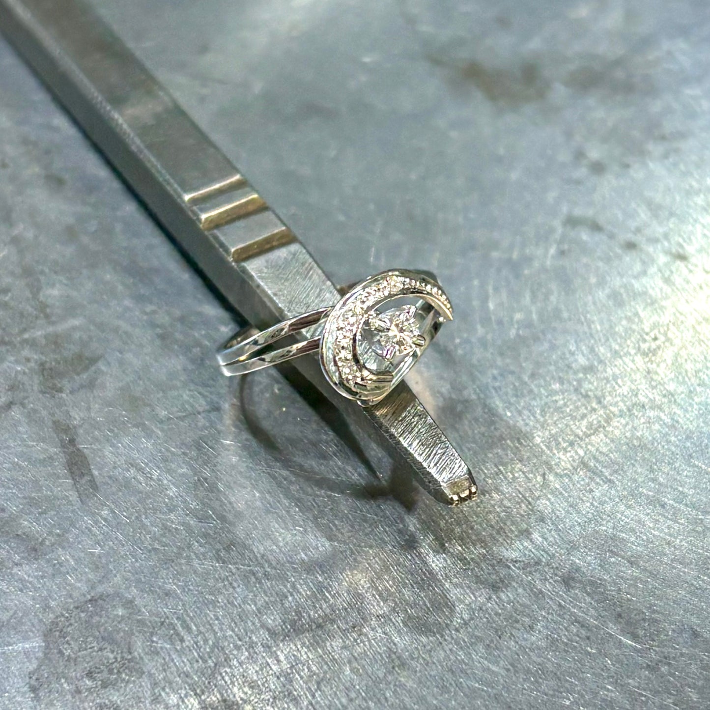 Bague Tourbillon - Or Blanc 750 & Diamant