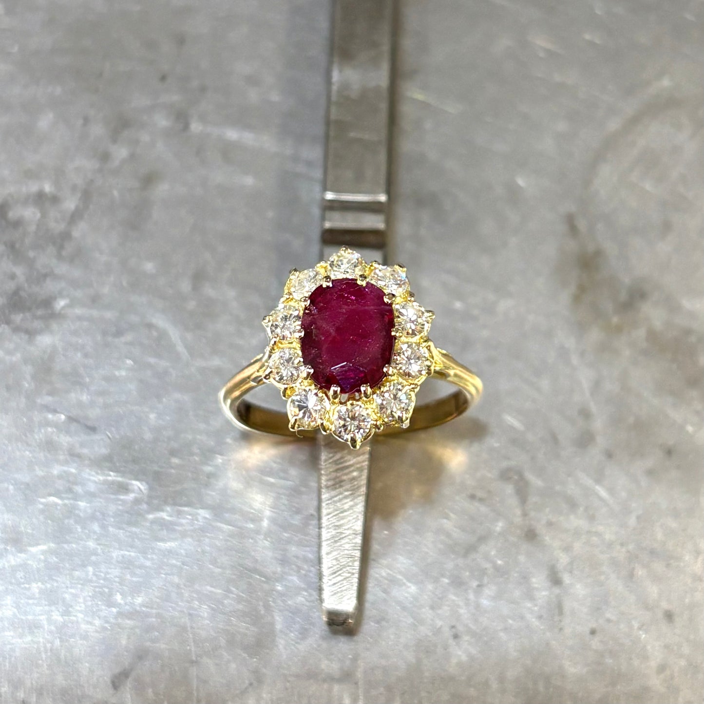 Bague Marguerite - Or Jaune 750 Rubis & Diamants