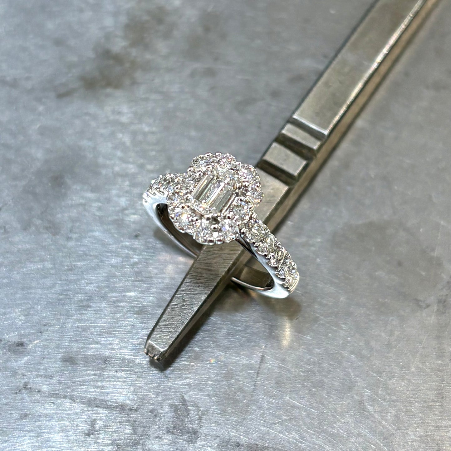 Bague Solitaire - Or Blanc 750 & Diamants