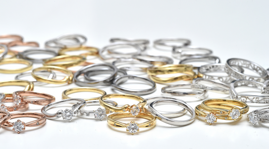 OR JAUNE, OR ROSE, OR BLANC : LEQUEL CHOISIR ?