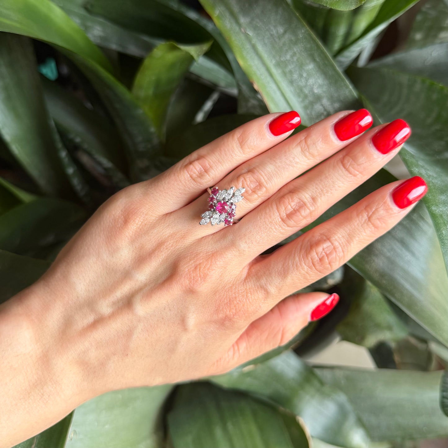 Bague Floral Vintage - Or Blanc 750 Rubis & Diamants