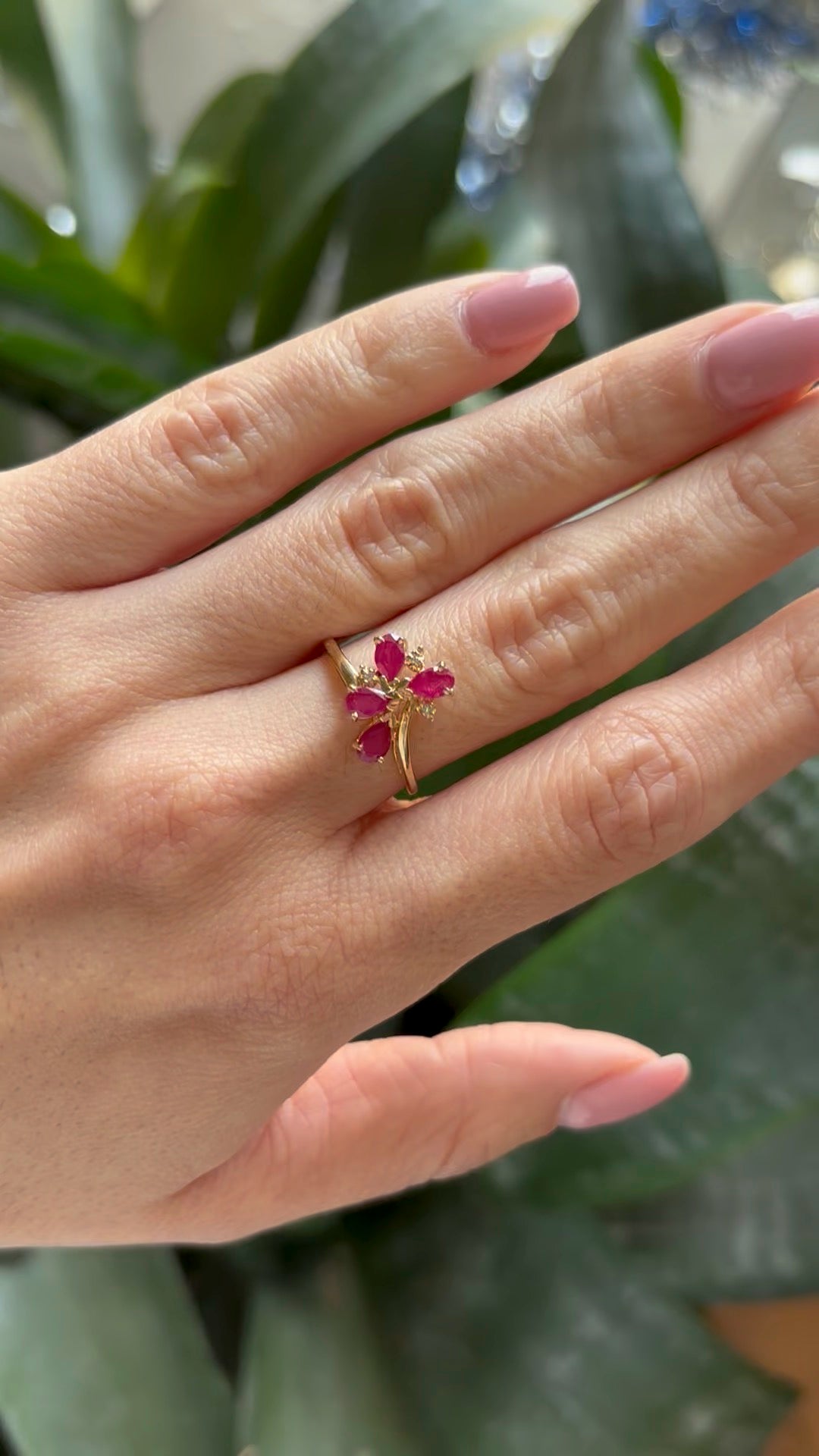 Bague Florale - Or Jaune 750 Rubis & Diamants