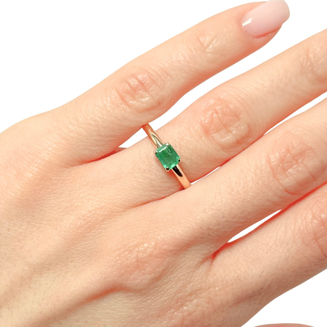 Bague Solitaire - Or Jaune 750 & Émeraude