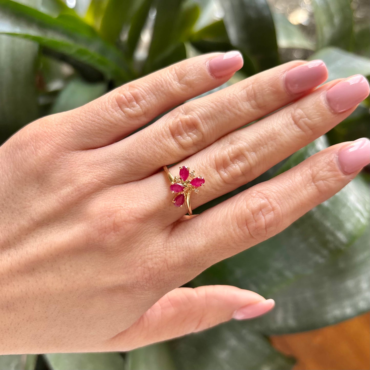 Bague Florale - Or Jaune 750 Rubis & Diamants