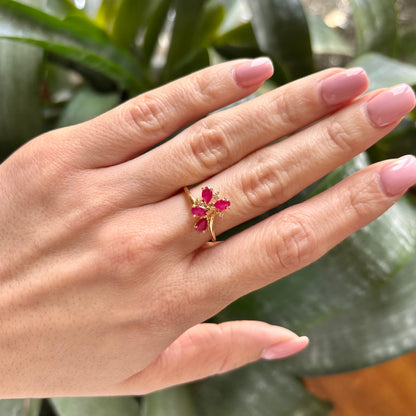 Bague Florale - Or Jaune 750 Rubis & Diamants