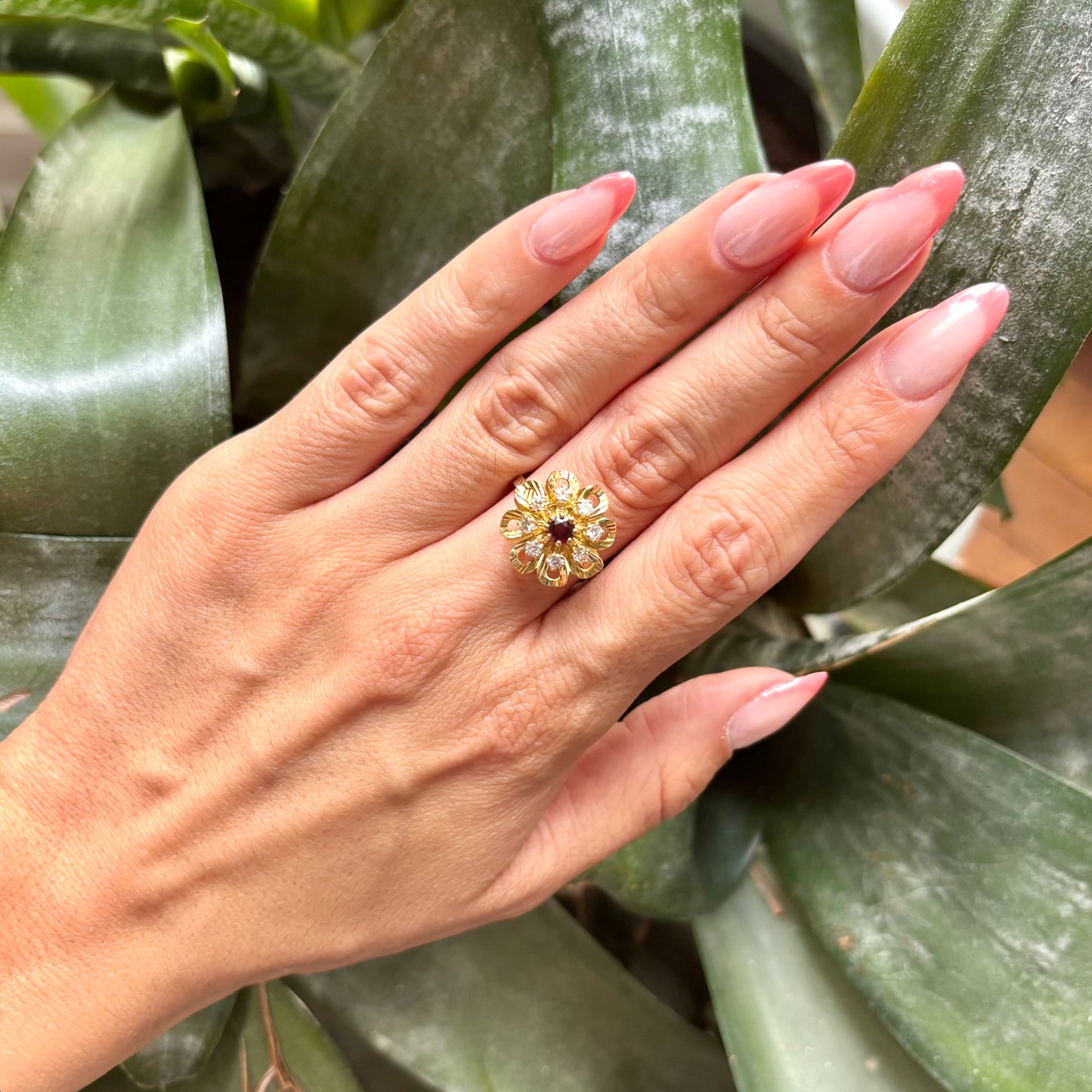 Bague Marguerite - Or Jaune 750 Diamants & Grenat