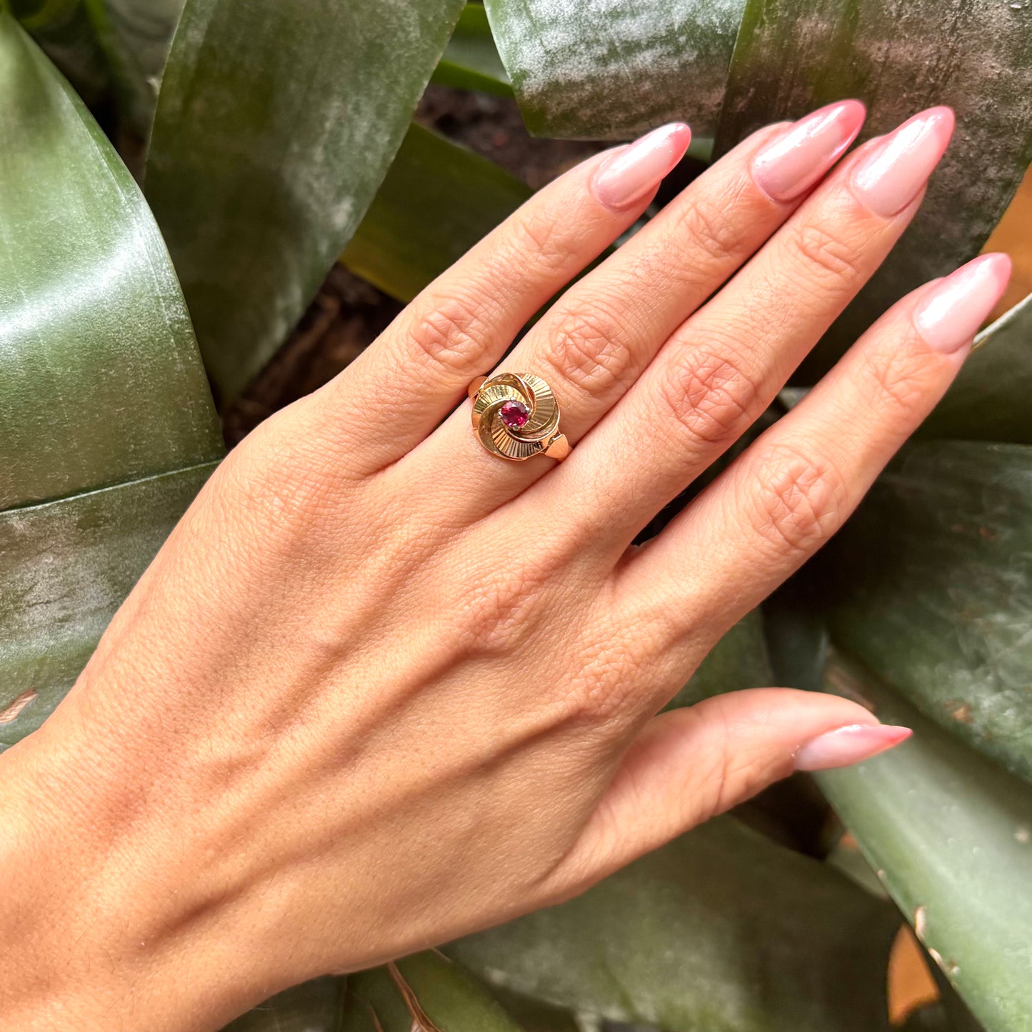 Bague Tourbillon Vintage - Or Jaune 750 & Rubis