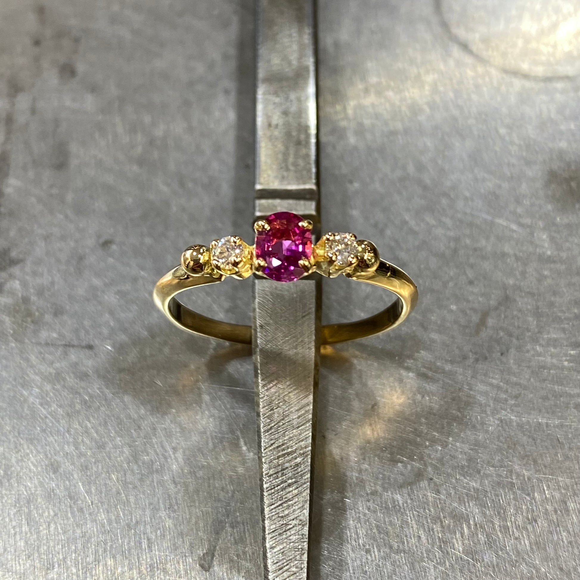 Bague Ponyo - Or Jaune 750 Rubellite & Diamants Création Fremont