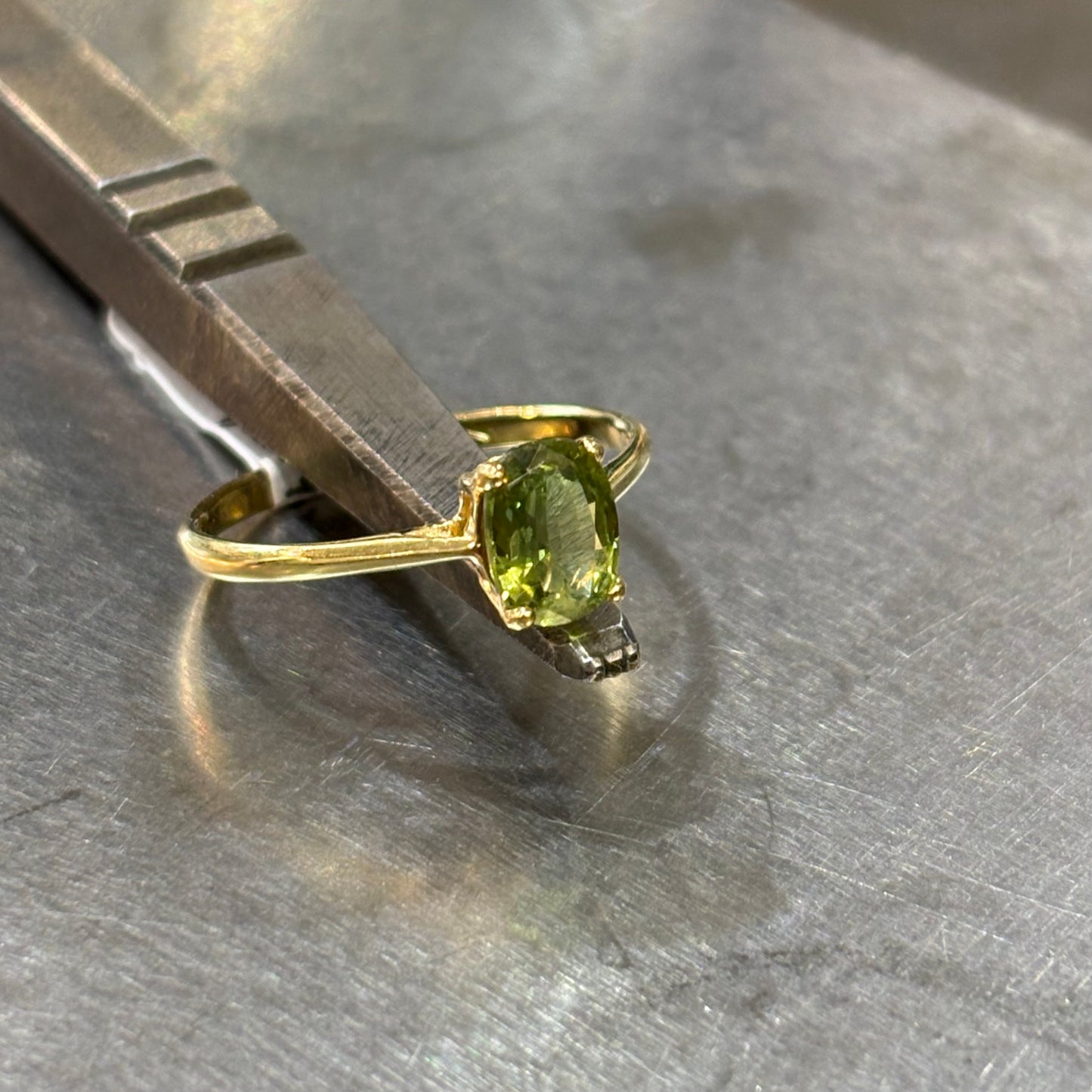 Bague Lapuna - Or Jaune 750 & Saphir Vert