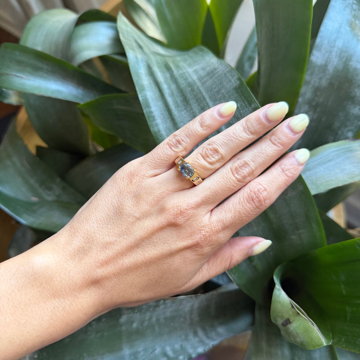 Bague Jonc - Or Jaune 750 Saphir & Diamants