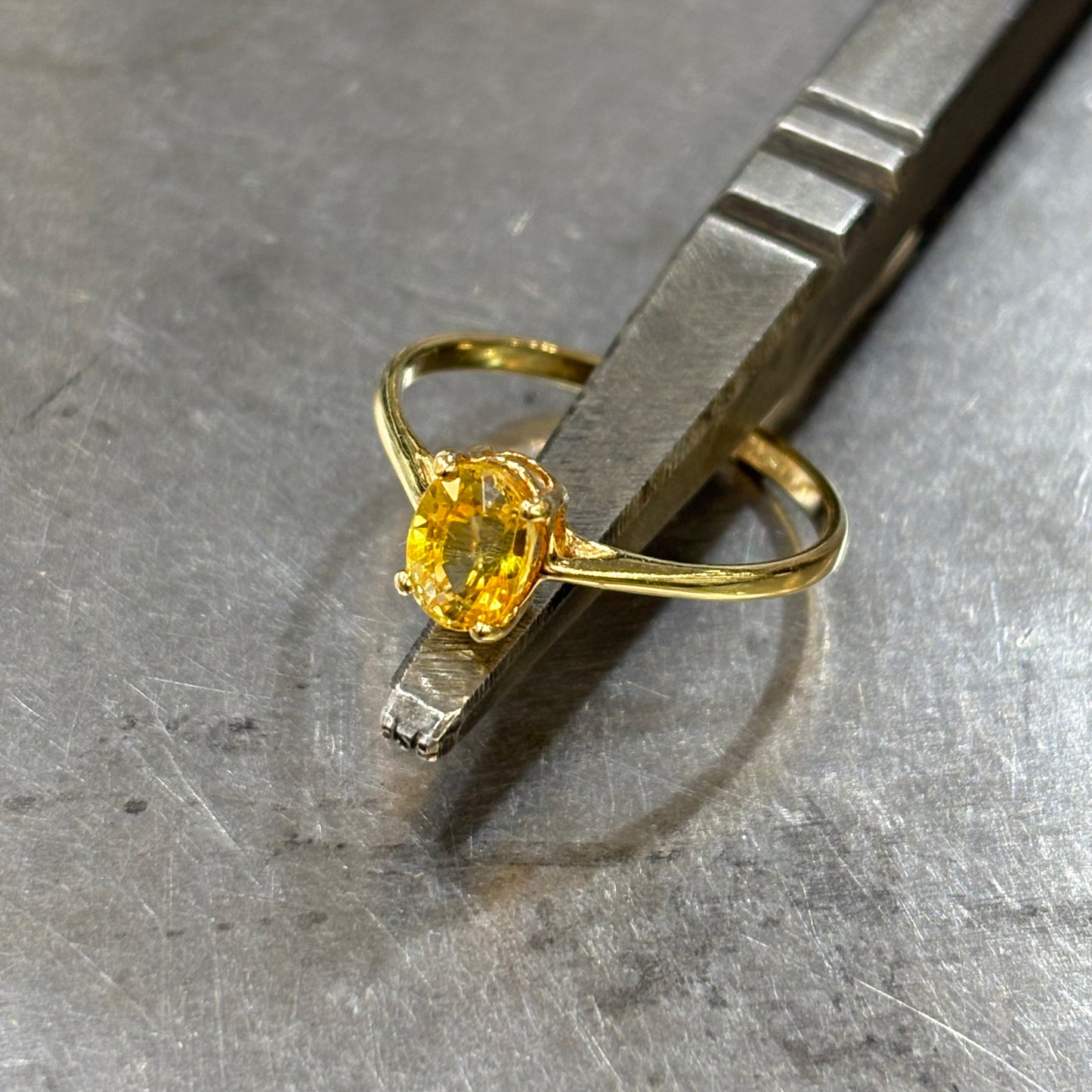 Bague Lapuna - Or Jaune 750 & Saphir Jaune