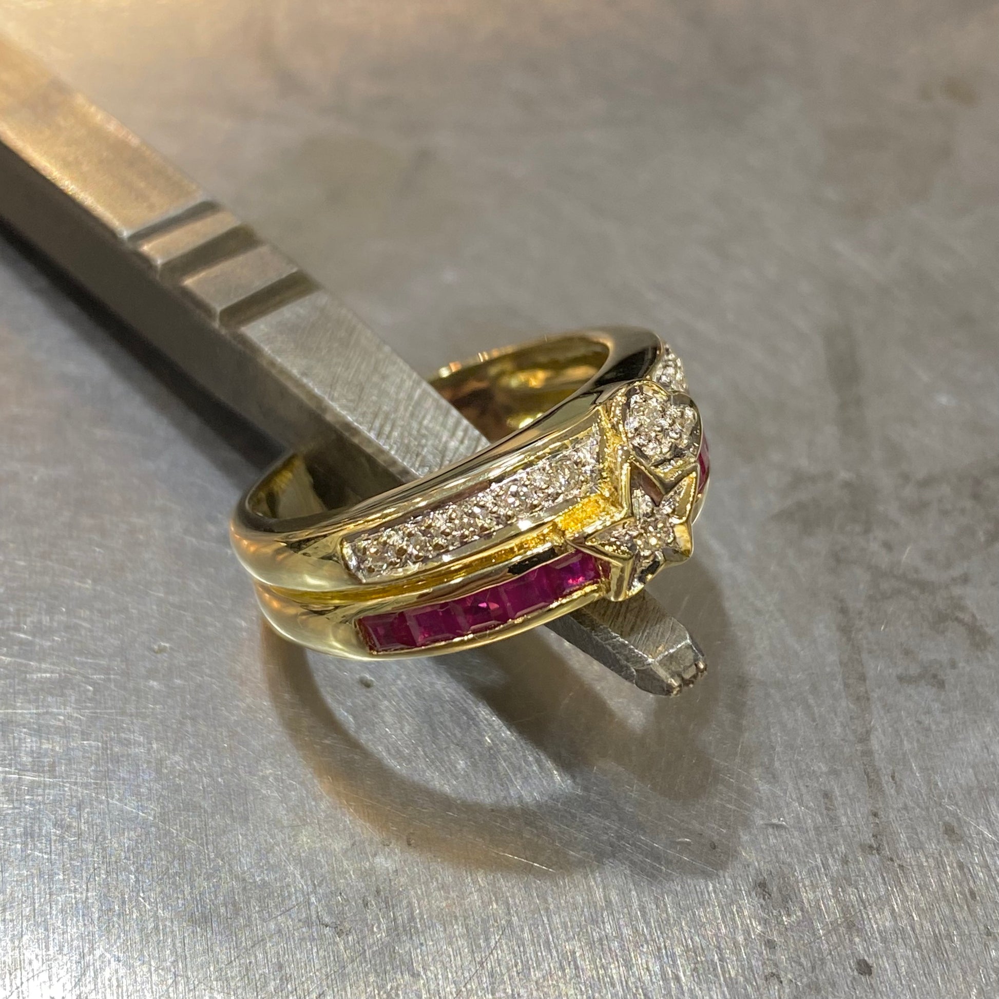 Bague - Or Jaune 750 Rubis & Diamant Occasion