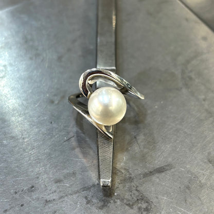 Bague Tourbillon - Or Blanc 750 & Perles