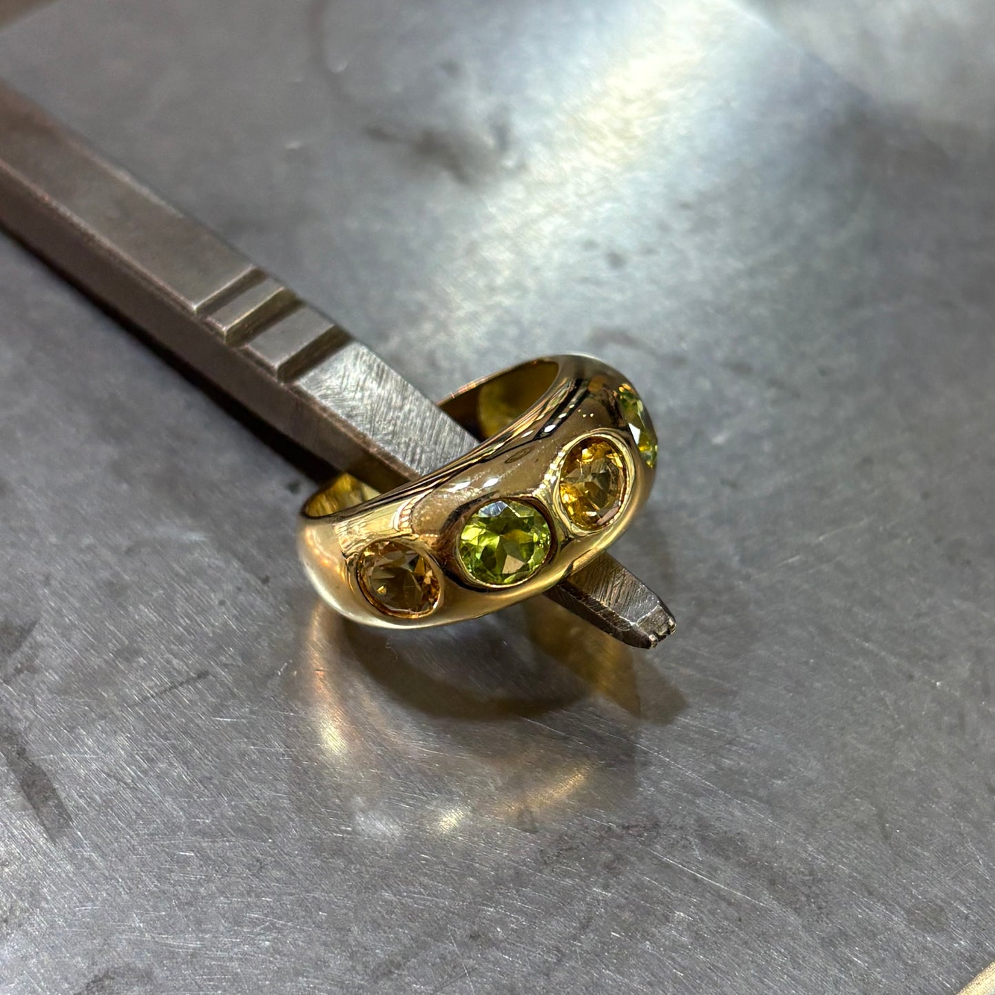 Bague Jonc - Or Jaune 750 Citrines & Péridots