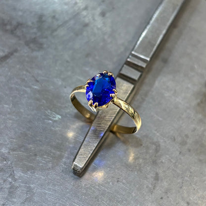 Bague Vintage - Or Jaune 750 & Saphir de Verneuil