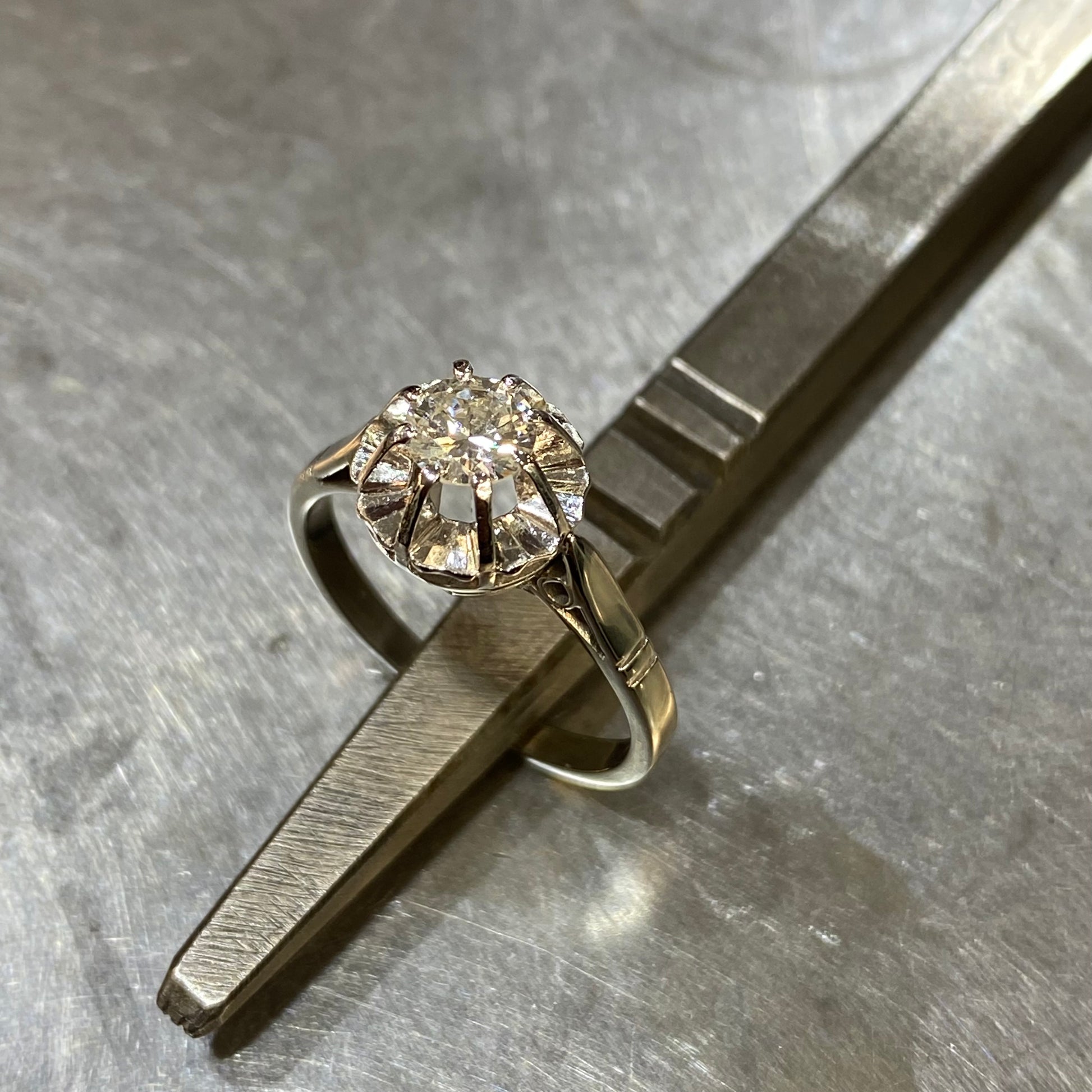 Vintage Solitaire Ring 750 White Gold Diamond 46