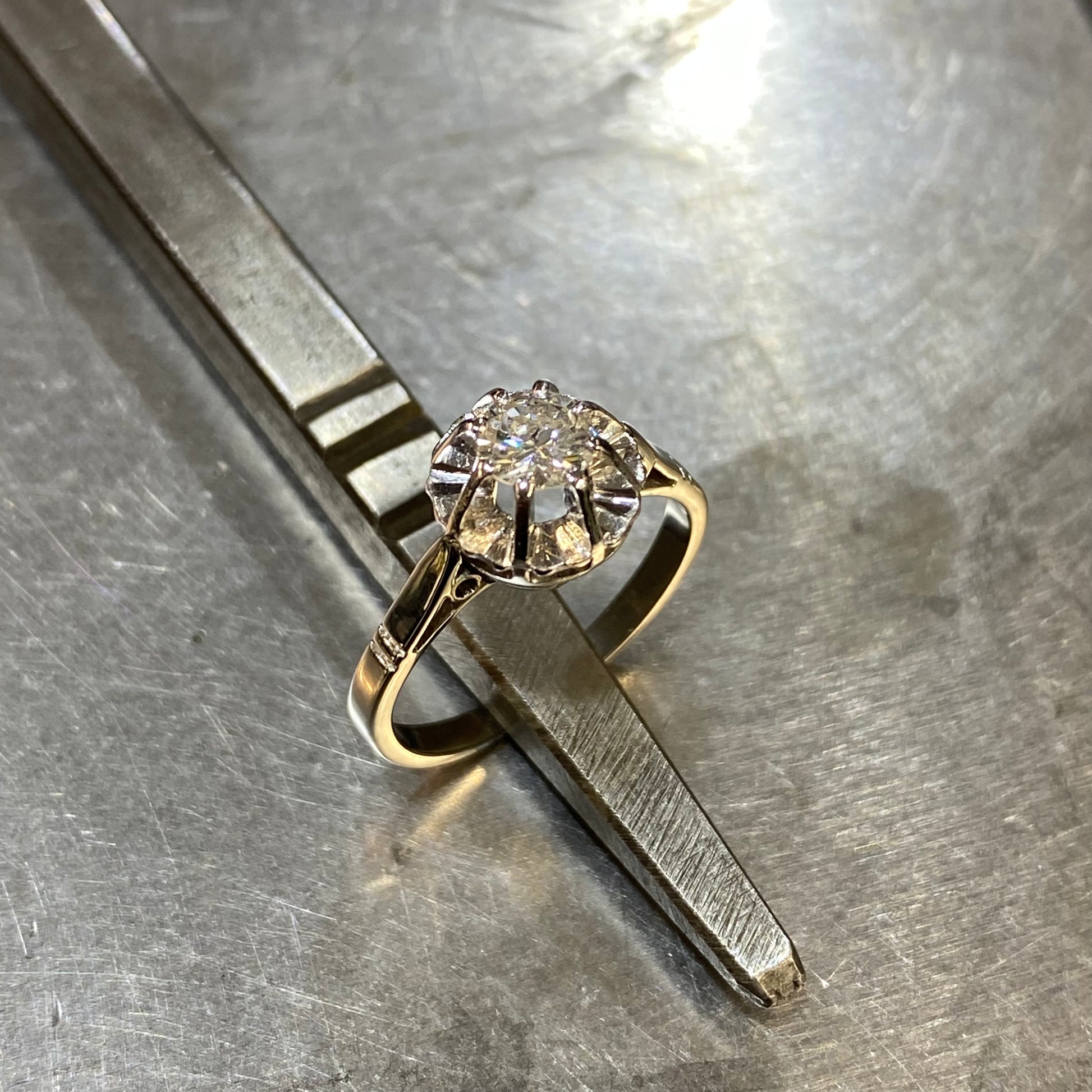 Vintage Solitaire Ring 750 White Gold Diamond Fremont