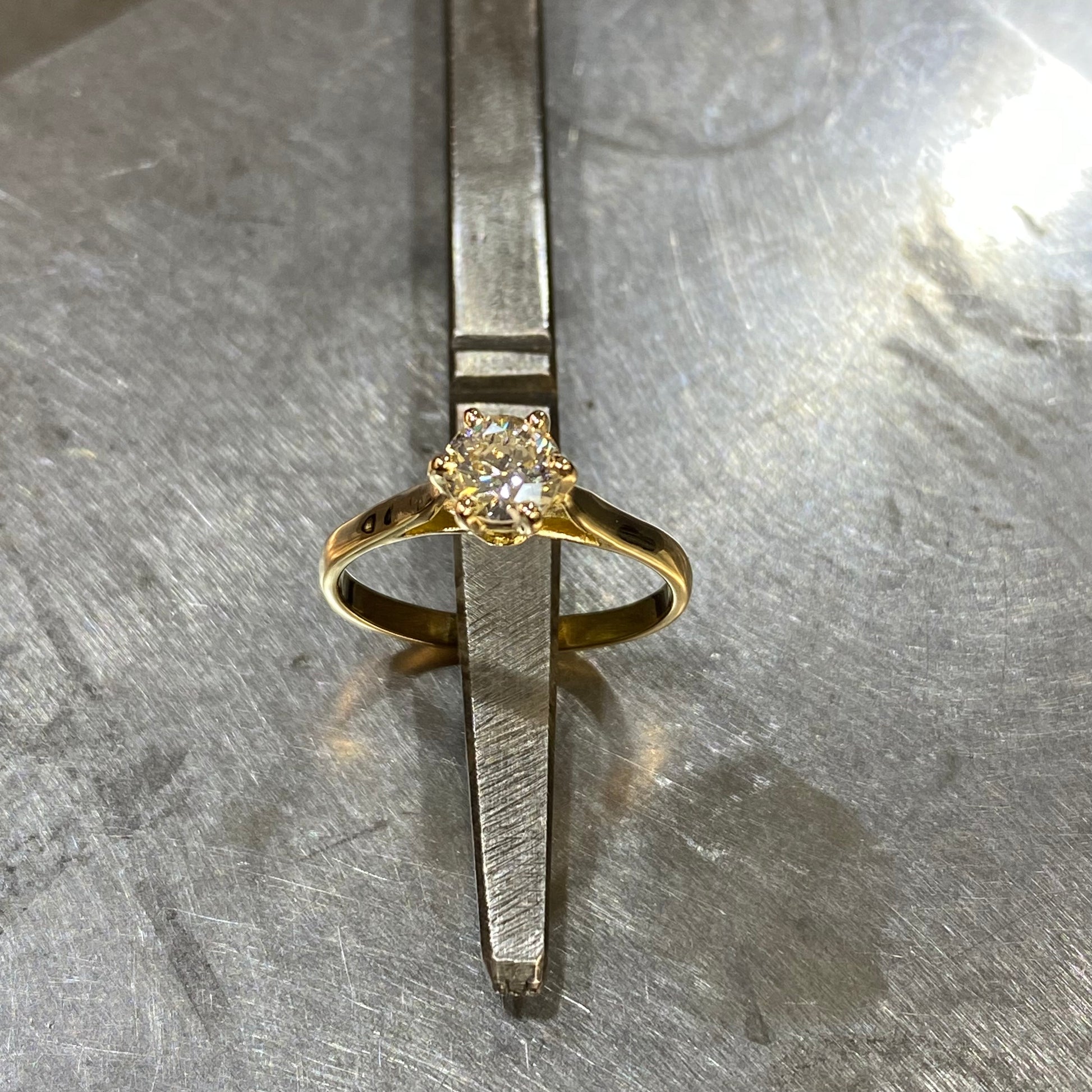 Bague Solitaire - Or Jaune 750 & Diamant Création Fremont