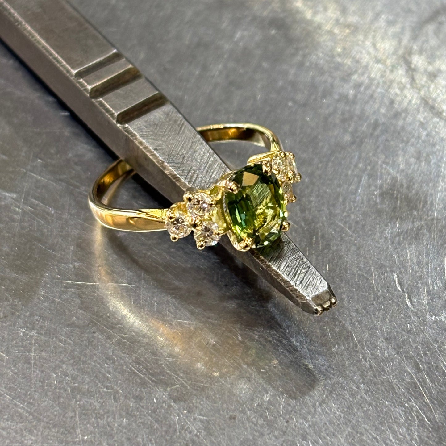 Bague Nausicaä - Or Jaune 750 Saphir Vert & Diamants