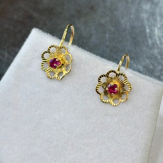 Boucles D'oreilles Floral - Or Jaune 750 & Rubis