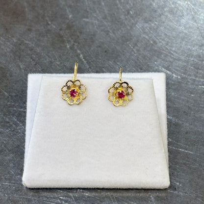 Boucles D'oreilles Floral - Or Jaune 750 & Rubis