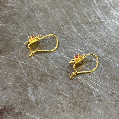 Boucles D'oreilles Floral - Or Jaune 750 & Rubis