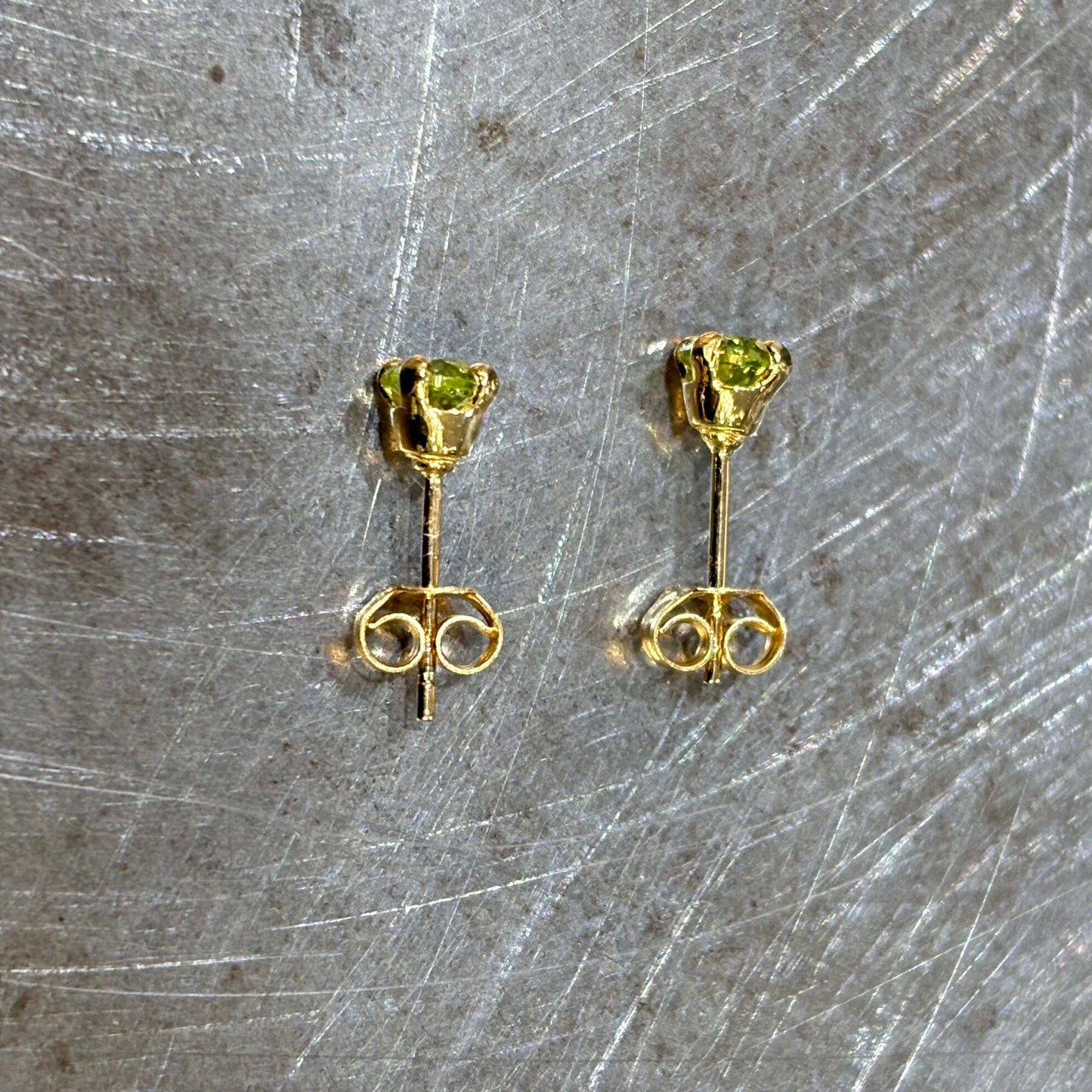 Boucles D'oreilles Puces - Or Jaune 750 & Péridots