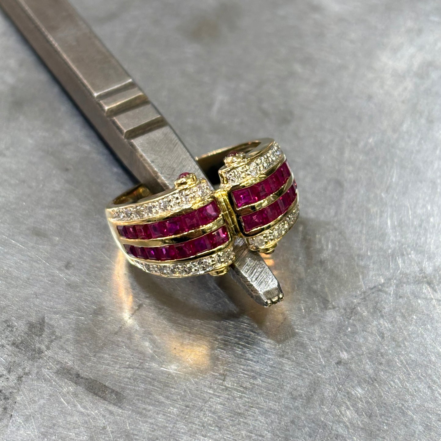 Bague Vintage Art Déco - Or Jaune 750 Rubis & Diamants