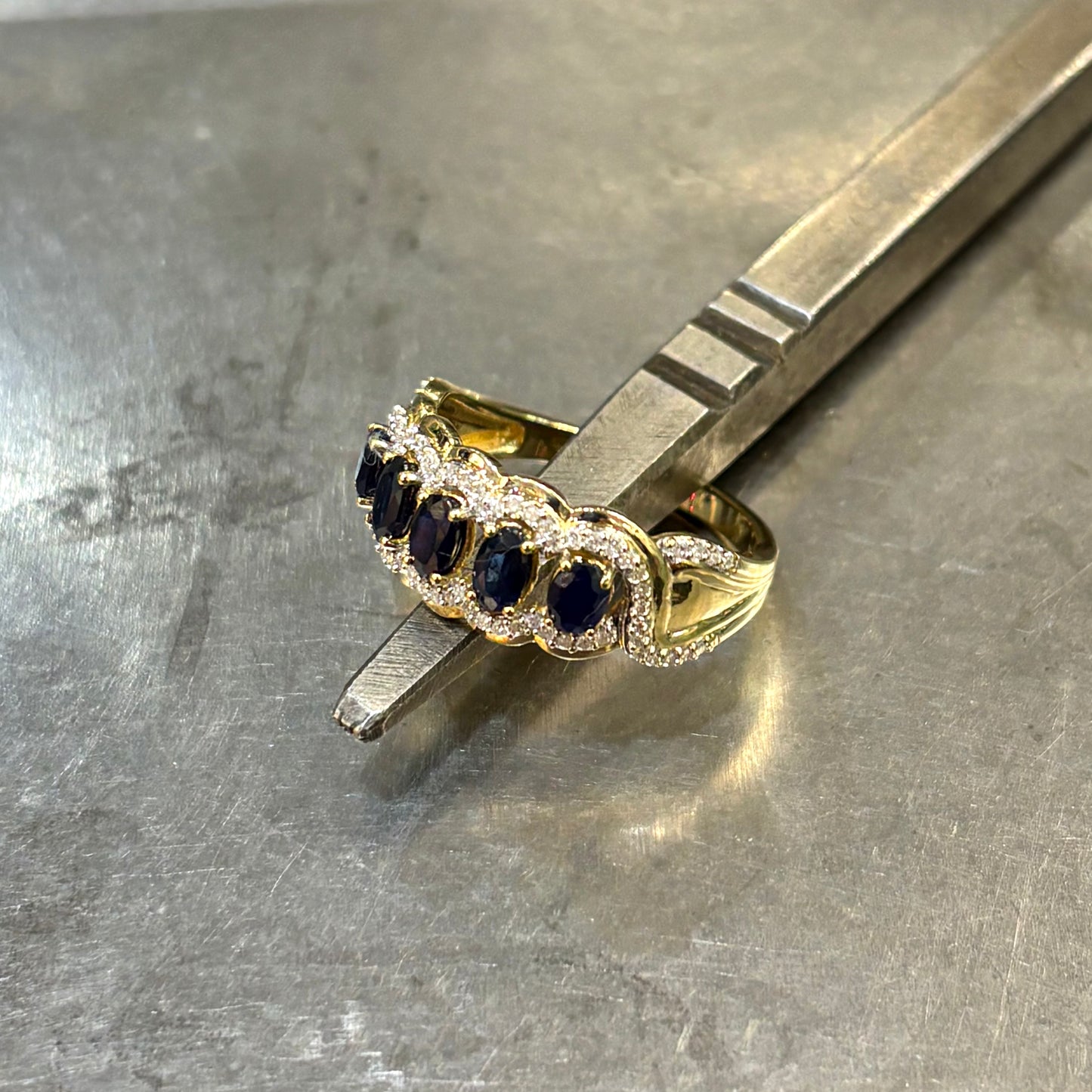 Bague Rivière - Or Jaune 750 Saphirs & Diamants