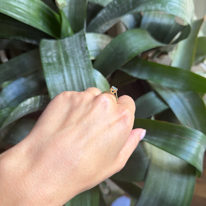 Bague Solitaire - Or Jaune 750 & Aigue-Marine