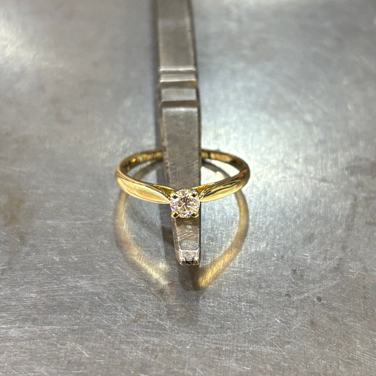 Bague Solitaire - Or Jaune 750 & Diamant