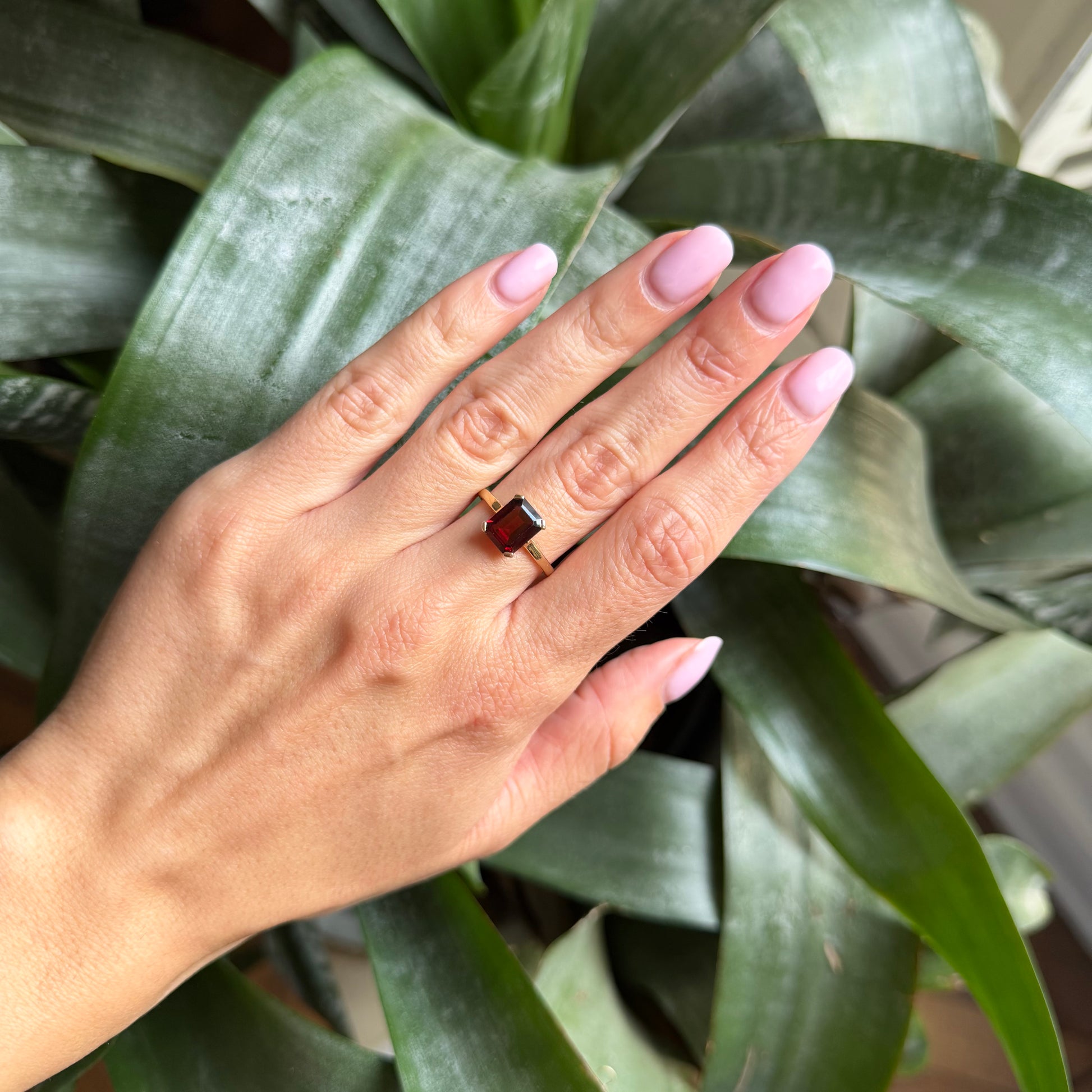 Bague Solitaire - Or Jaune 750 & Grenat