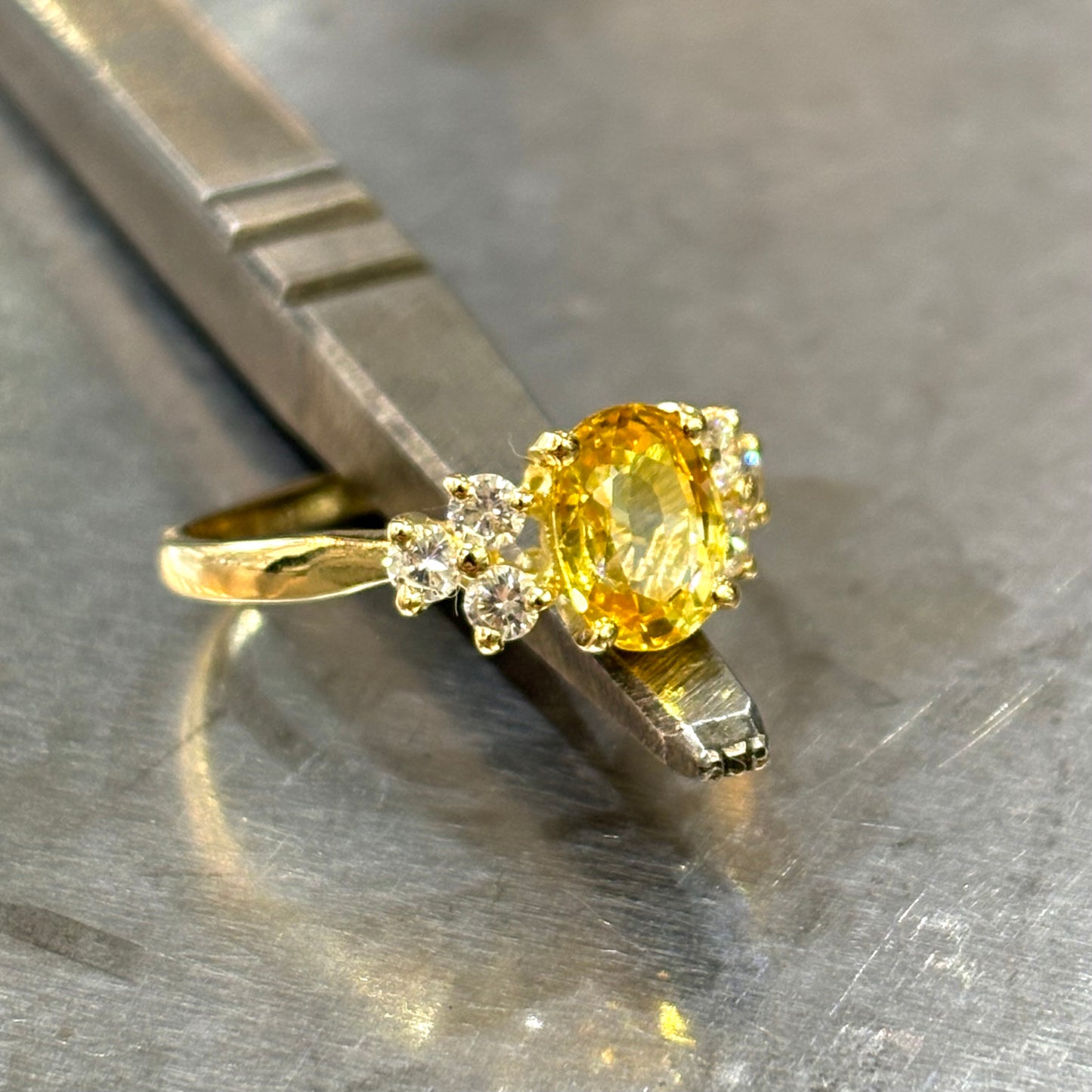 Bague Nausicaä - Or Jaune 750 Saphir Jaune & Diamants